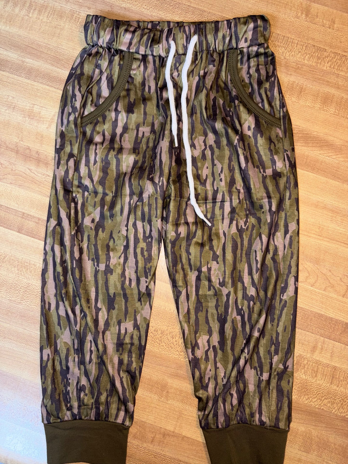 *READY TO SHIP- camo Christmas boy set