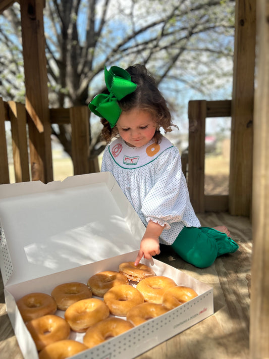 *Ready to ship- Krispy Kreme set